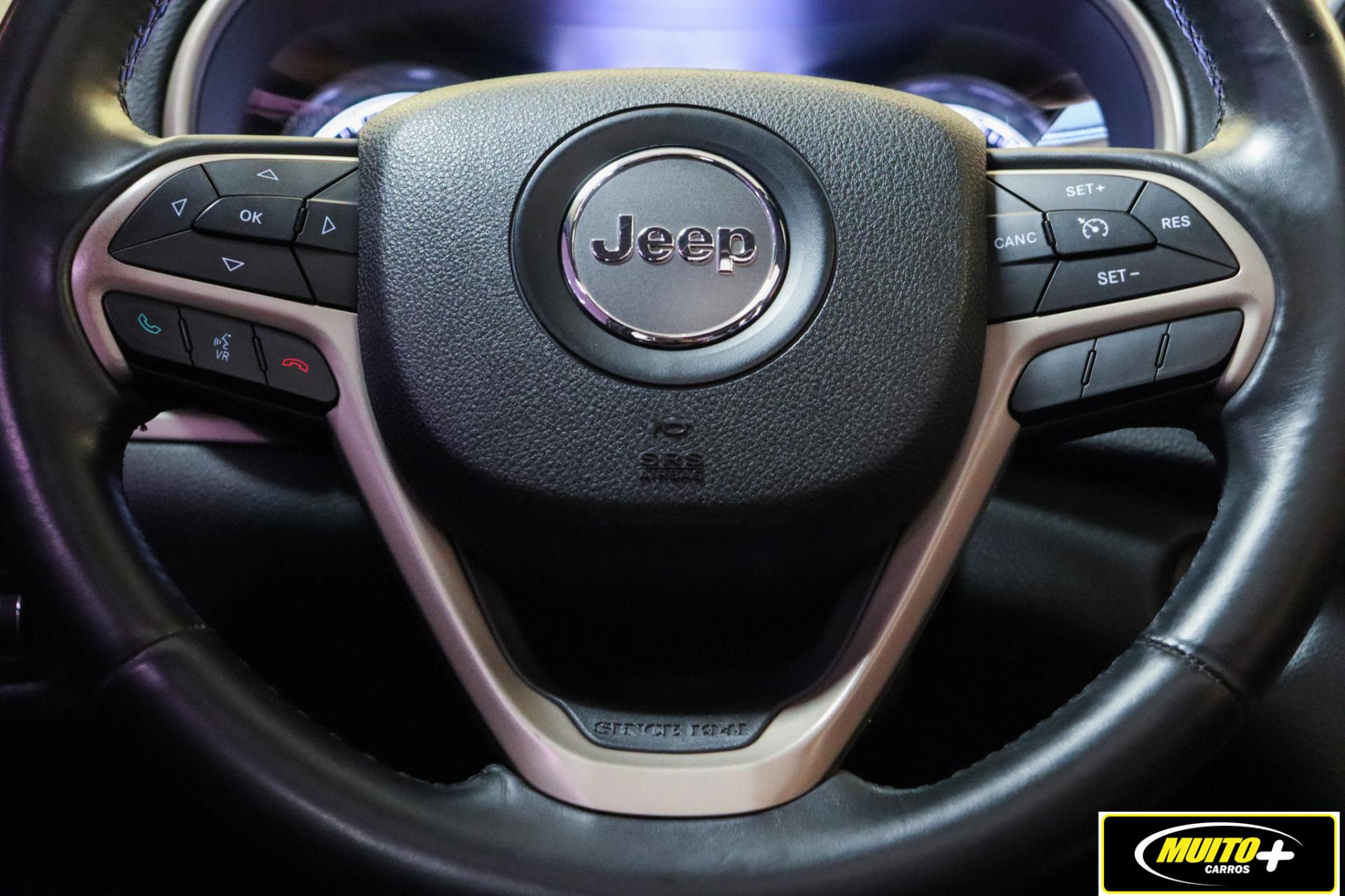 Jeep Cherokee — foto 12