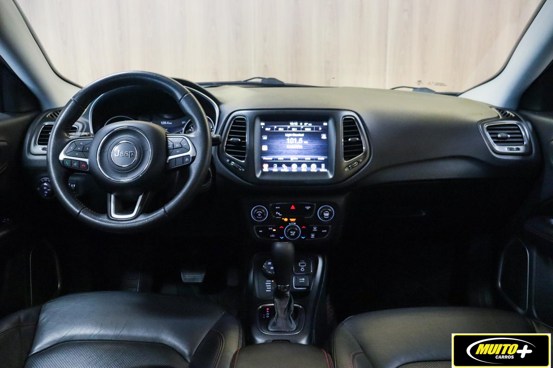 Jeep Compass — foto 12