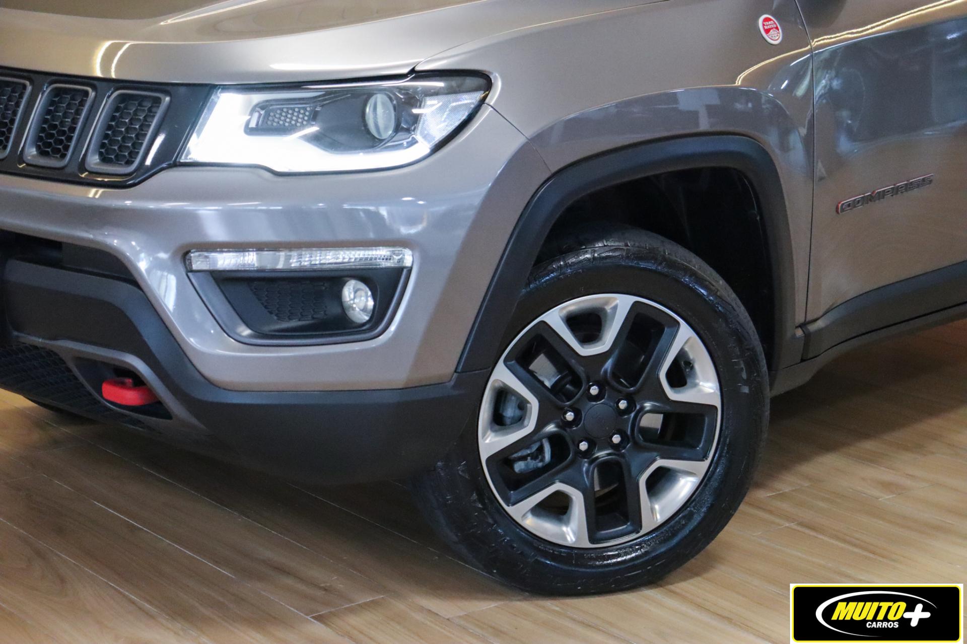 Jeep Compass — foto 15