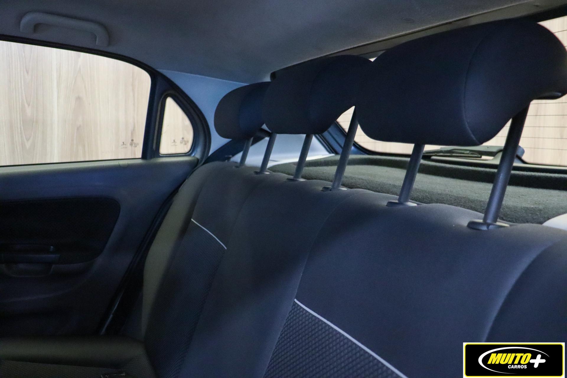 Volkswagen Gol — foto 10