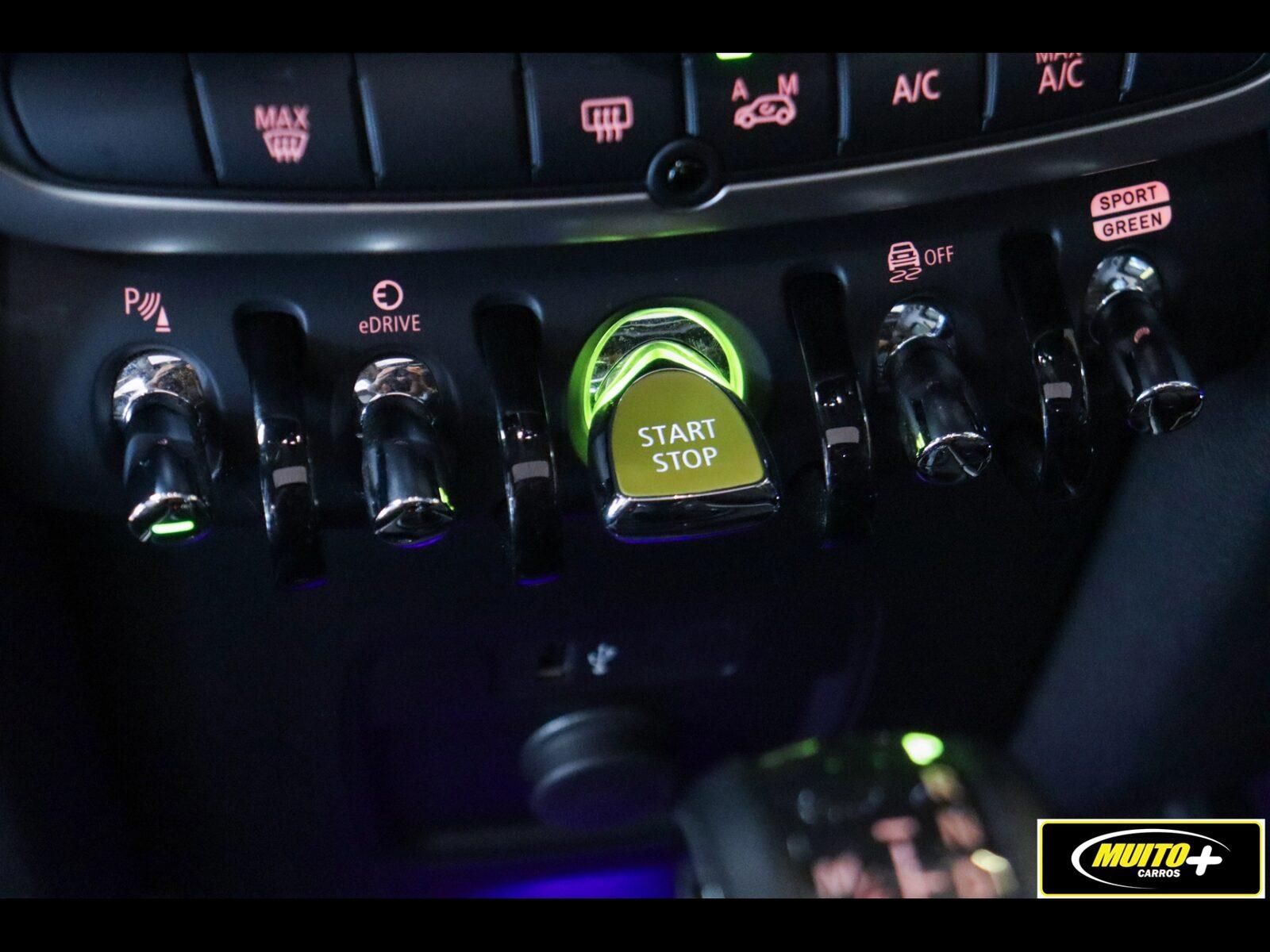 Mini Cooper Countryman — foto 16