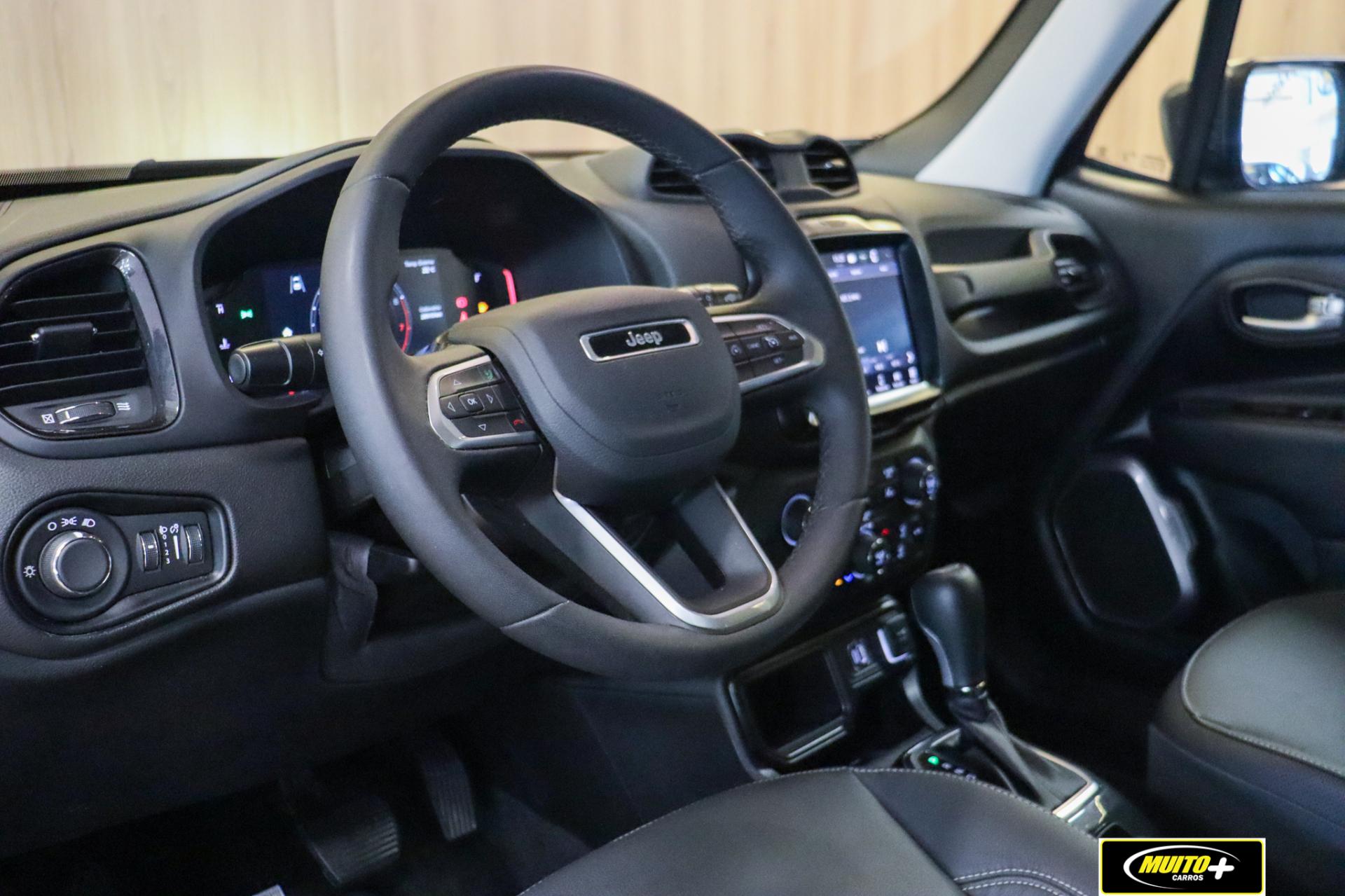 Jeep Renegade — foto 11