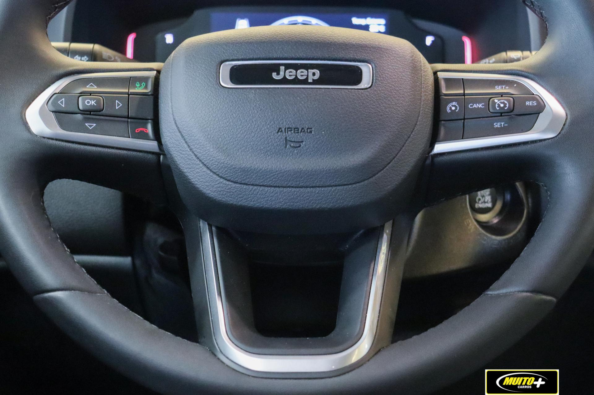 Jeep Renegade — foto 12