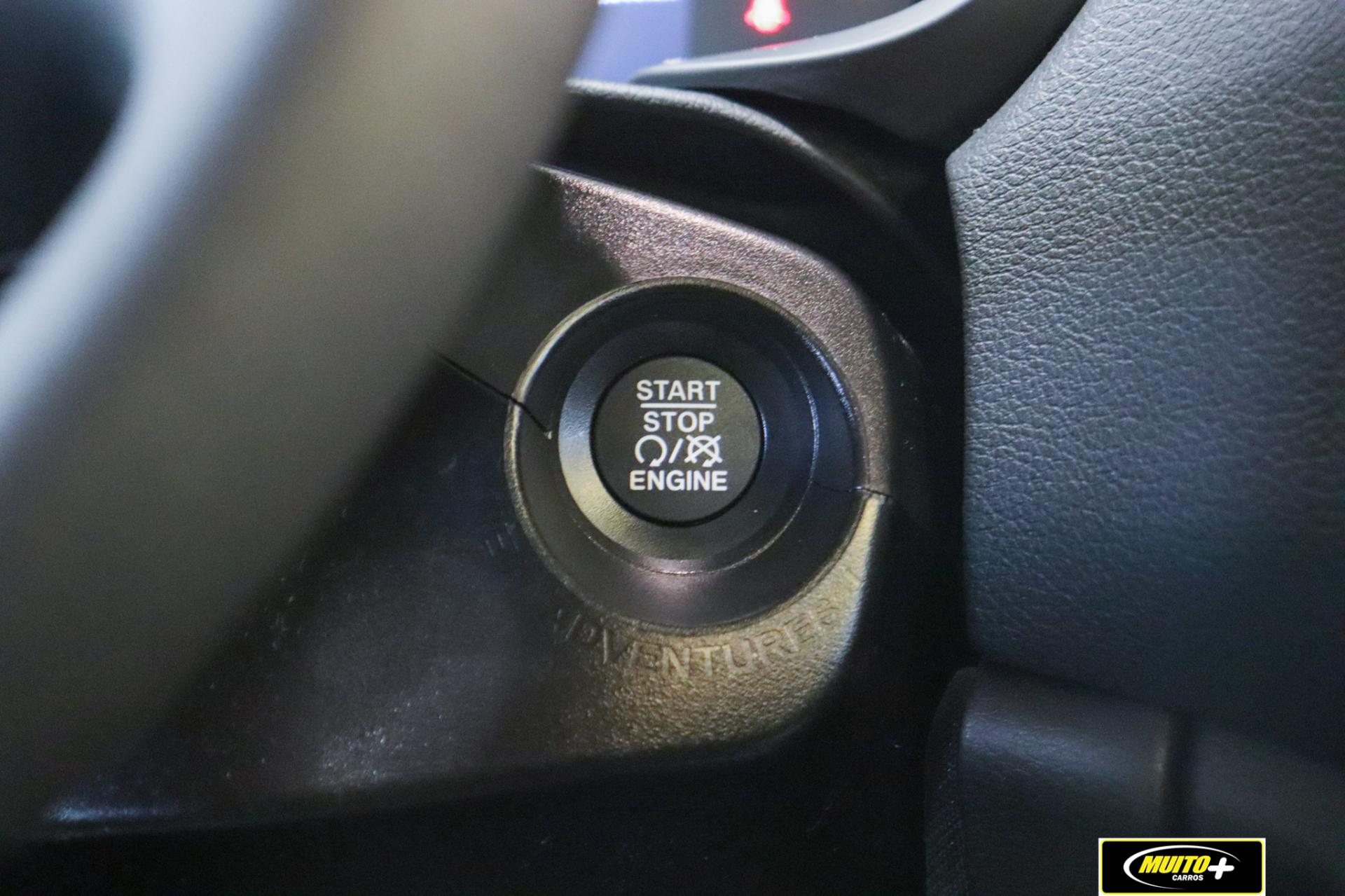 Jeep Renegade — foto 14