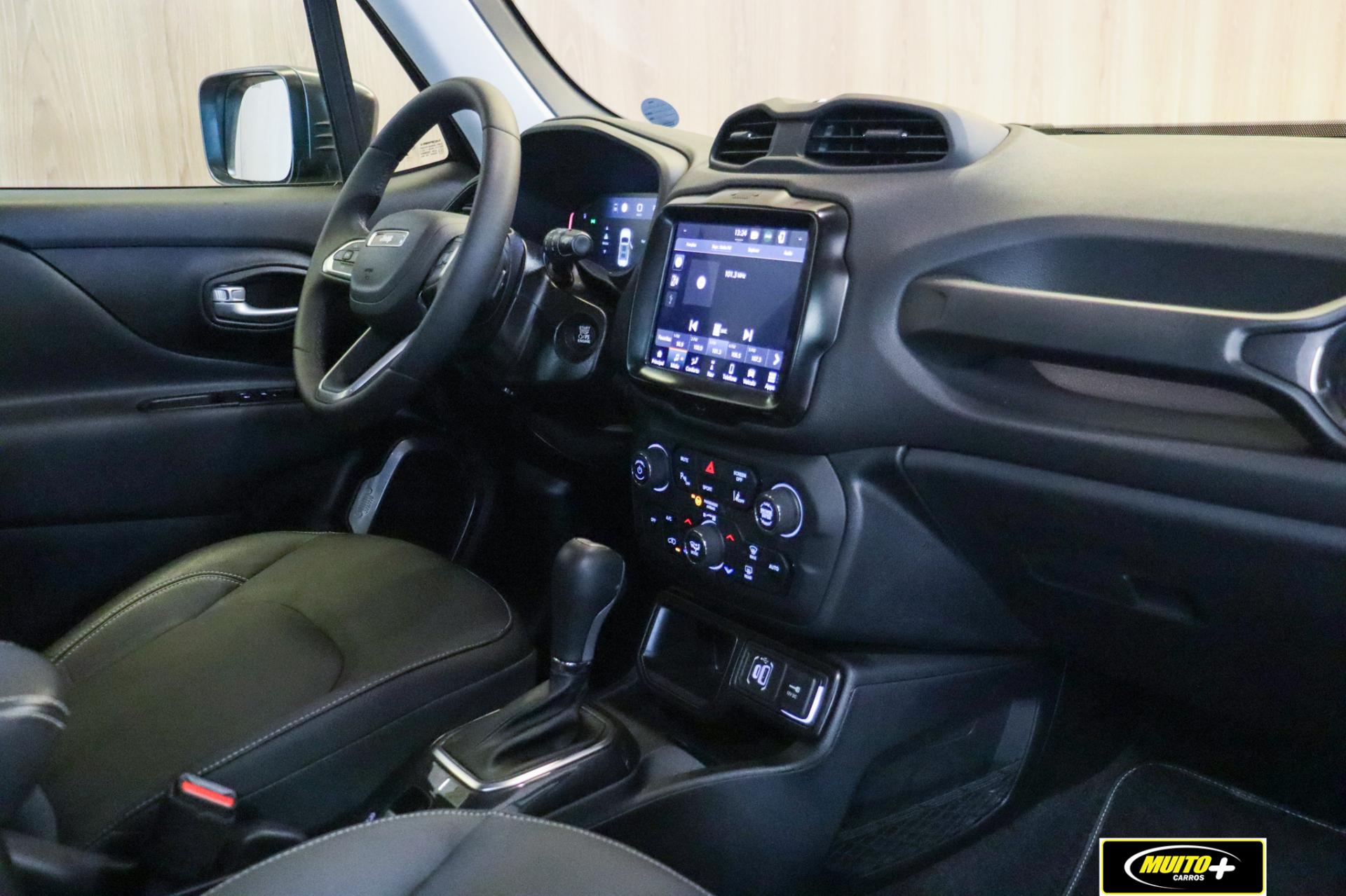 Jeep Renegade — foto 15